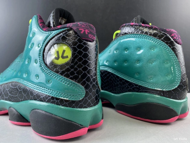 13 Jordan Retro 836405-305 Air Doernbecher 0528